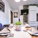 Haus Διαμέρισμα