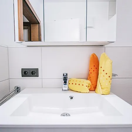 Haus Finca, Inklusive Stubai Super Card Waehrend Des Gueltigkeitszeitraums, Busstop, Wifi, Privater Garten
