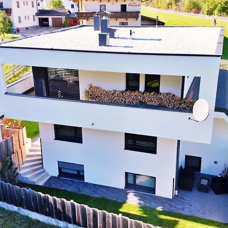 Haus Finca, Inklusive Stubai Super Card Waehrend Des Gueltigkeitszeitraums, Busstop, Wifi, Privater Garten * Neustift im Stubaital